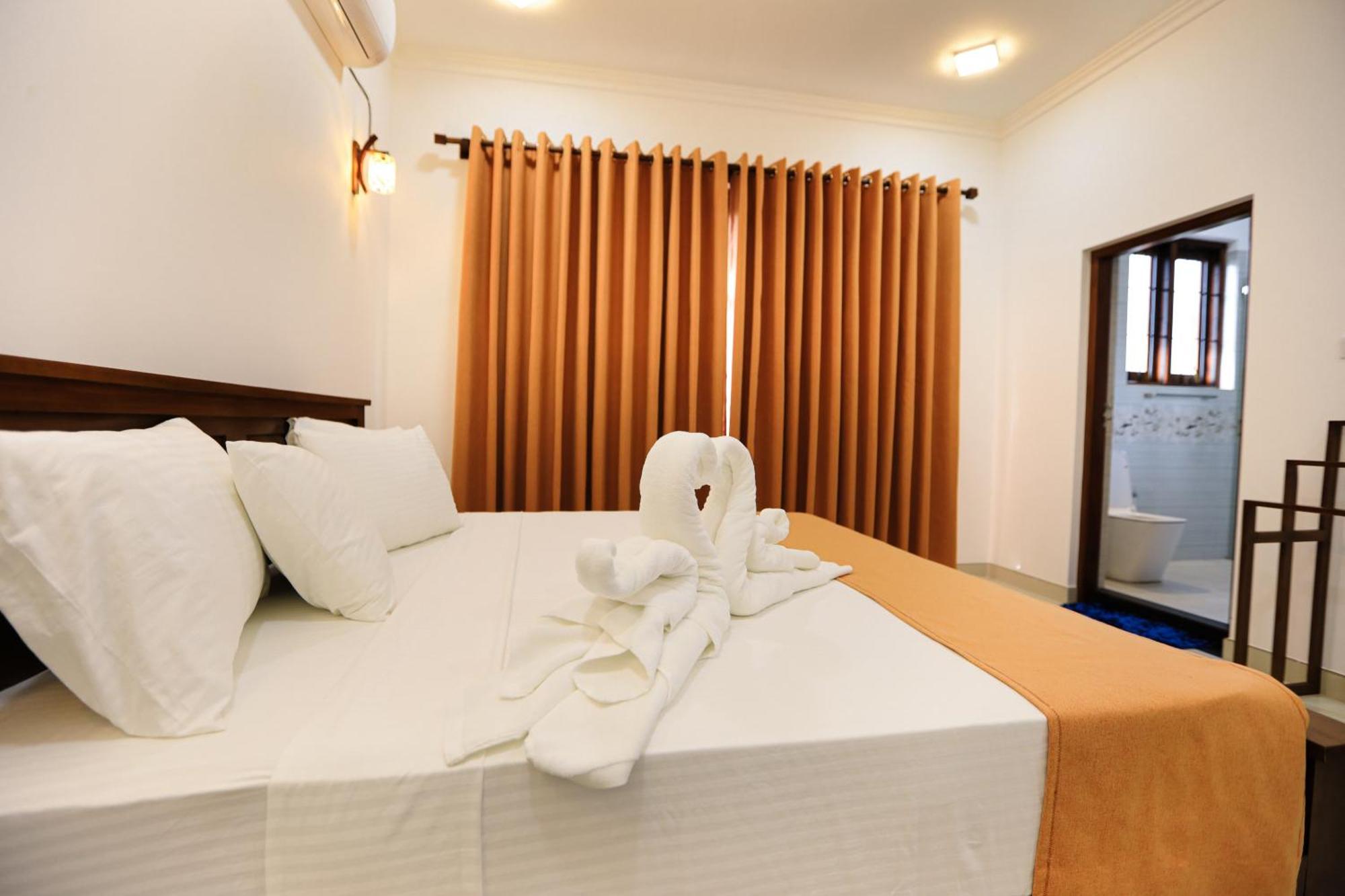 D Marit Motel 尼甘布 外观 照片
